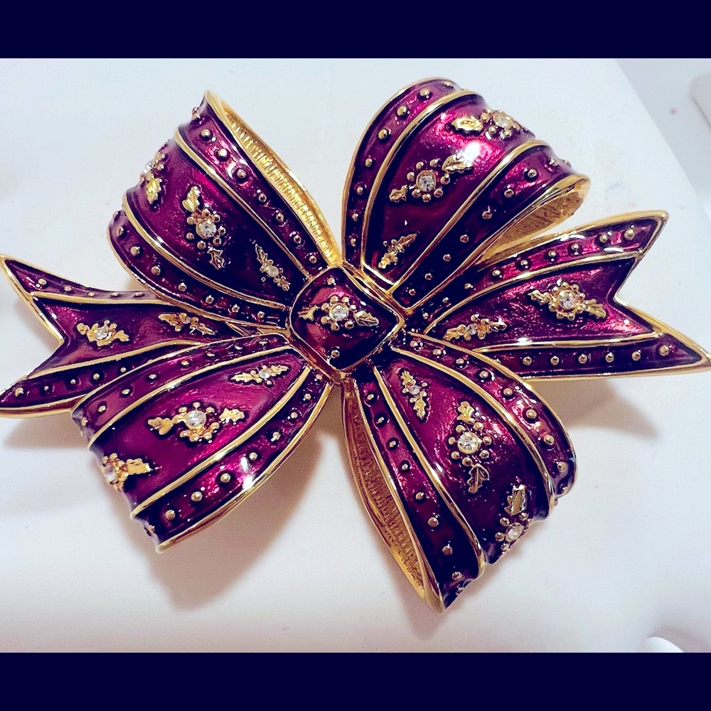 Joan Rivers Classic Collection Enamel & Simulated Rhinestone Ribbon Brooch
